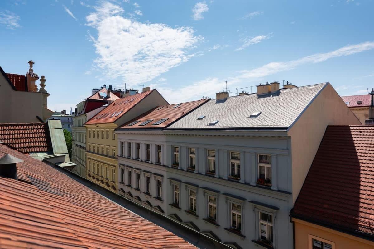 Zen & Stylish Prague Attic Apartment Exterior photo