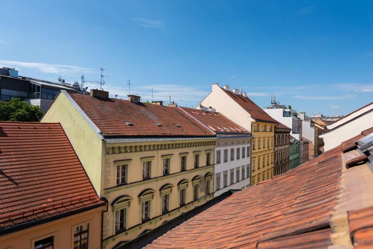 Zen & Stylish Prague Attic Apartment Exterior photo